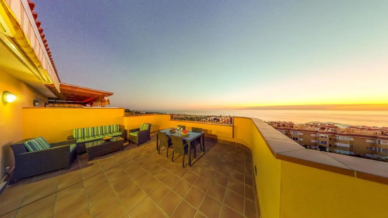Casa Tres Vistas Luxury Apartment With Stunning Views To The Ocean Puerto de Santiago